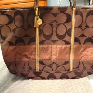COACH tote - authentic